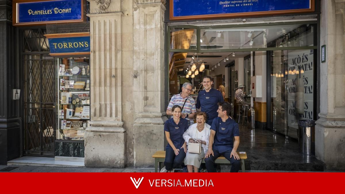 Los casi 100 años de Otilia y su emblemático negocio en el Portal de l'Àngel
