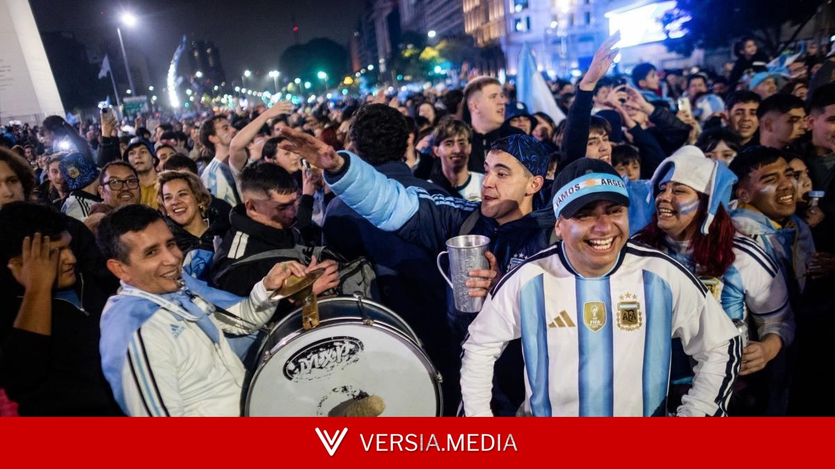“¡El que no salta es un inglés!”