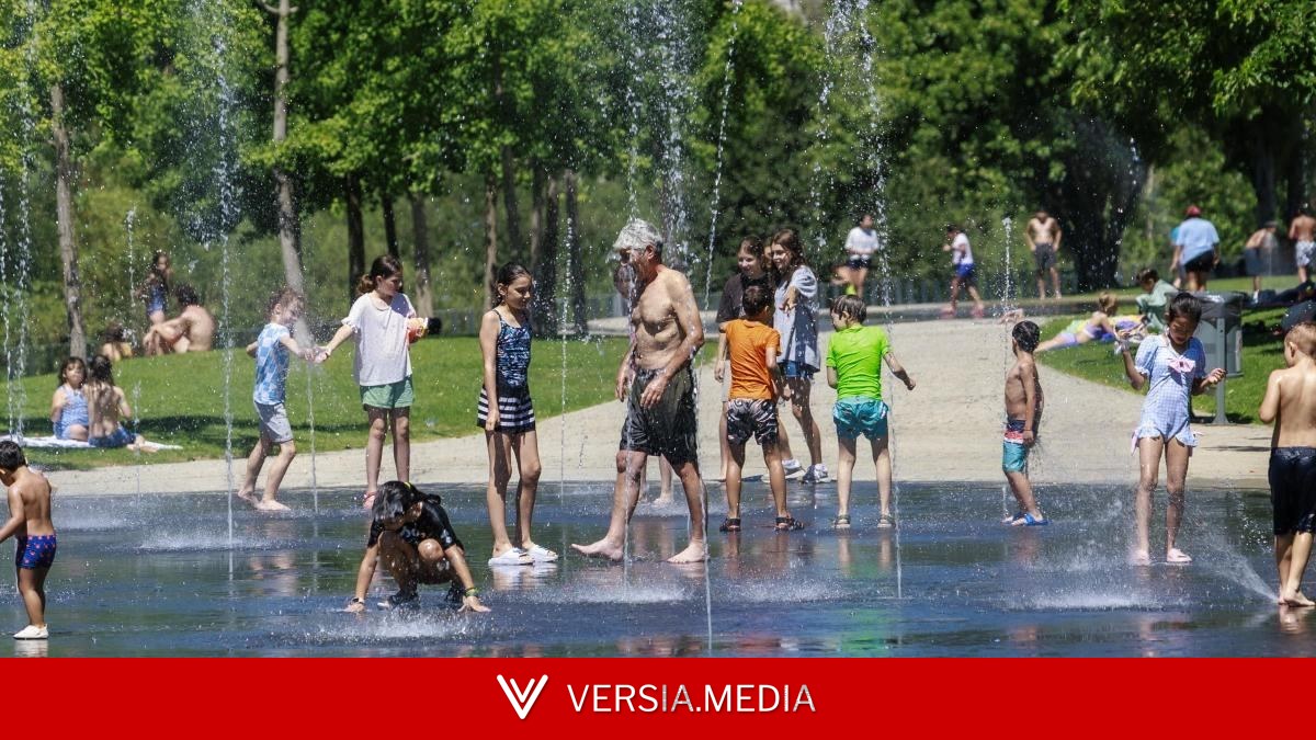 Los españoles, abocados a pasar medio verano en alerta por las olas de calor