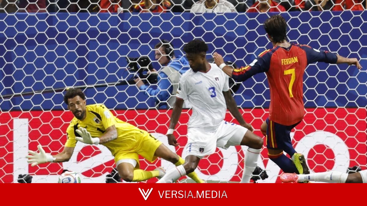 Vozinha se hace famoso: así es el portero valorado en 50.000 euros que amargó el debut de España